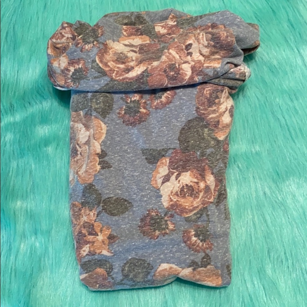 Blue Floral Long Sleeve Turtleneck Tee - Picture 7 of 13